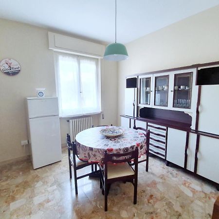 Affittacamere Zona Caserma-Stazione Foligno Luaran gambar