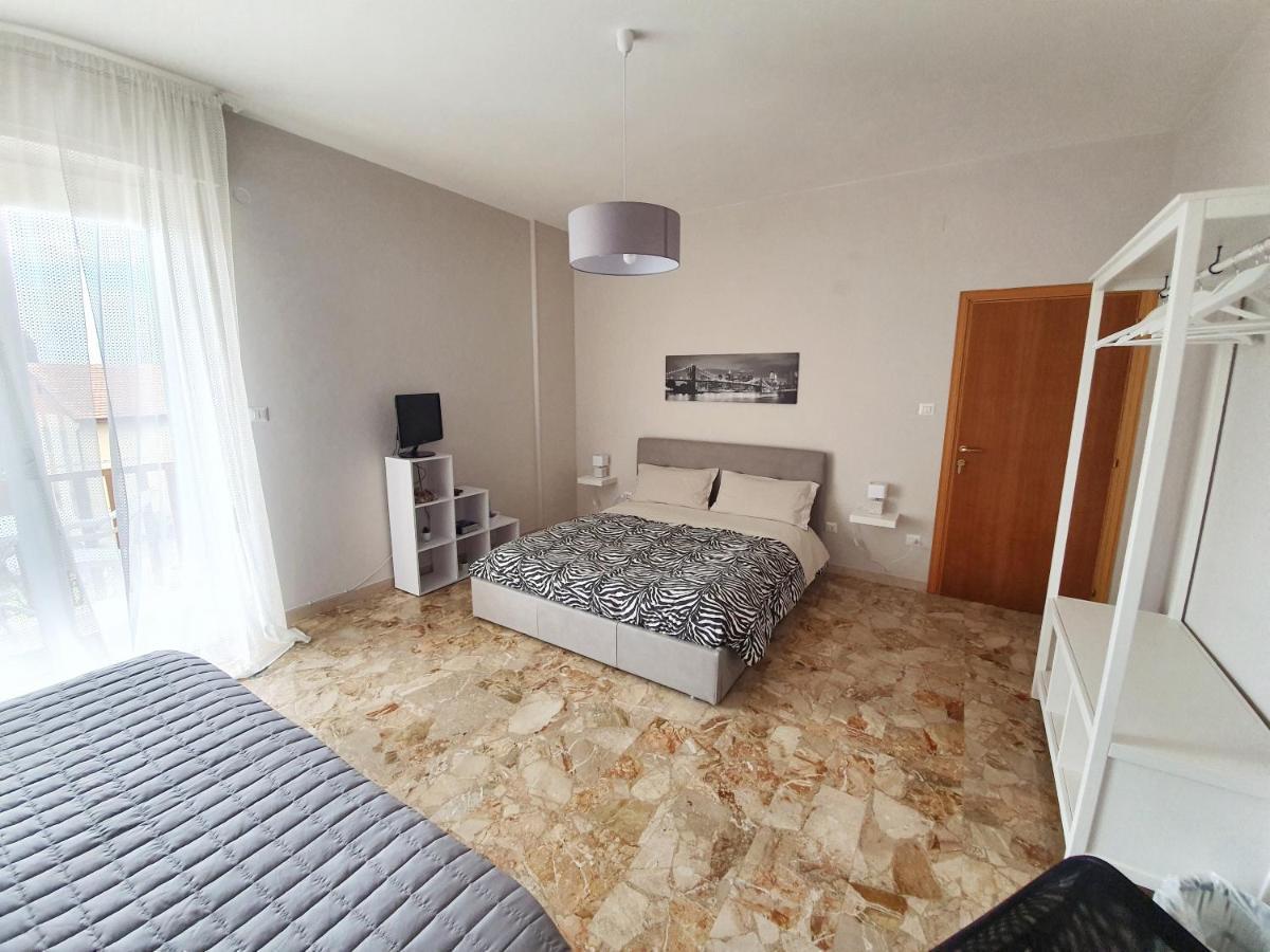Affittacamere Zona Caserma-Stazione Foligno Luaran gambar