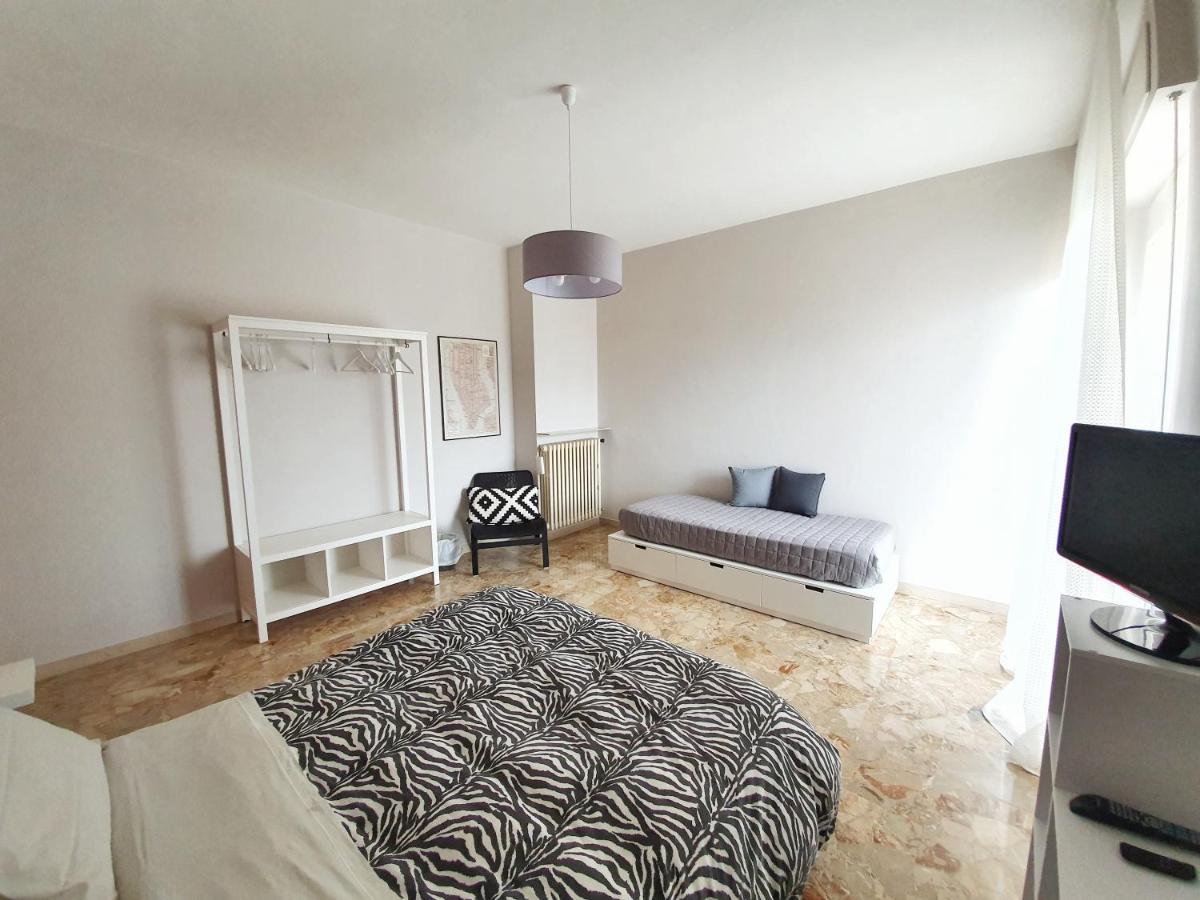 Affittacamere Zona Caserma-Stazione Foligno Luaran gambar